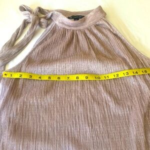 Women’s halter light pink metallic INC lined top. Bow detail for tying💗